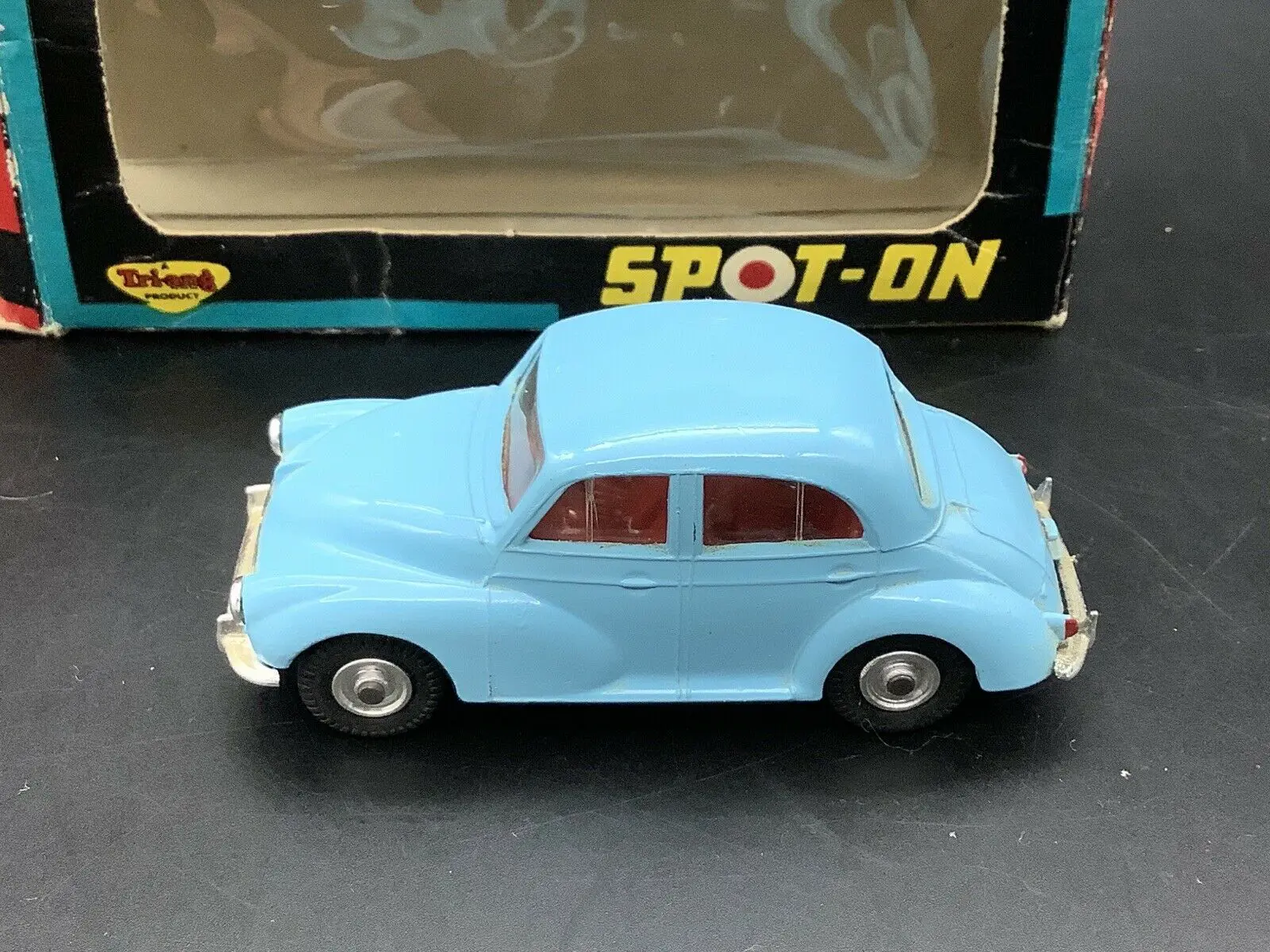 Morris minor 100
