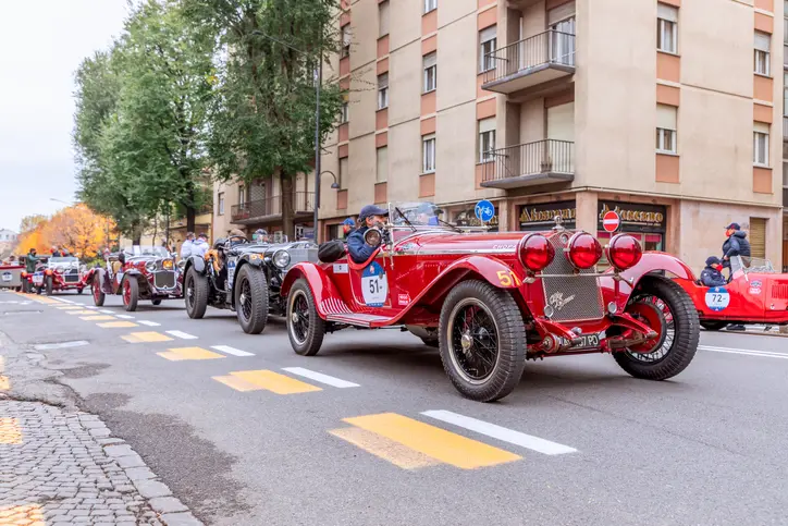 Vintage Cars Racing