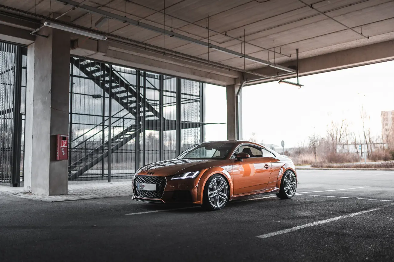 Bronze Audi TT