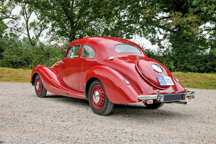Red car