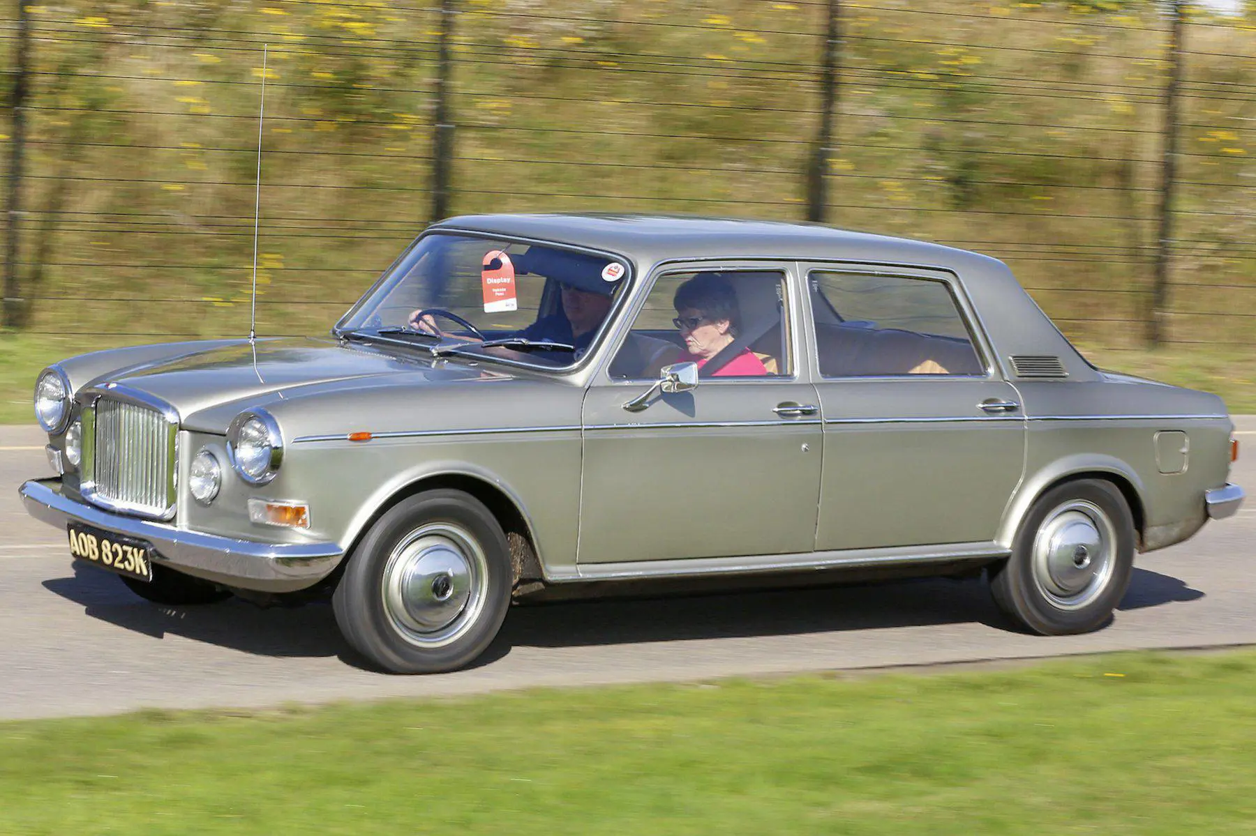 Vanden Plas 1800