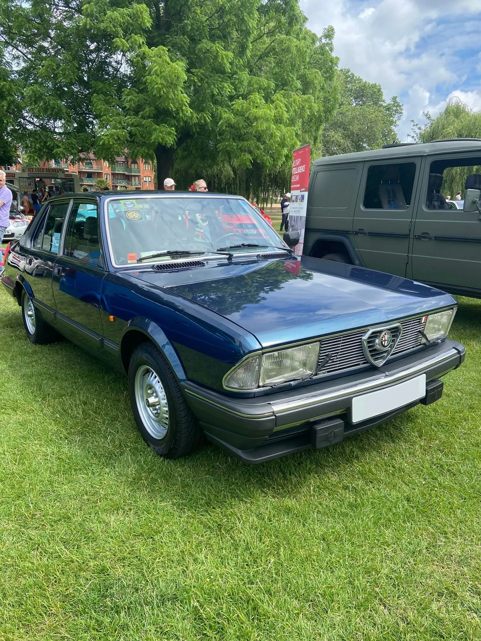 Blue car