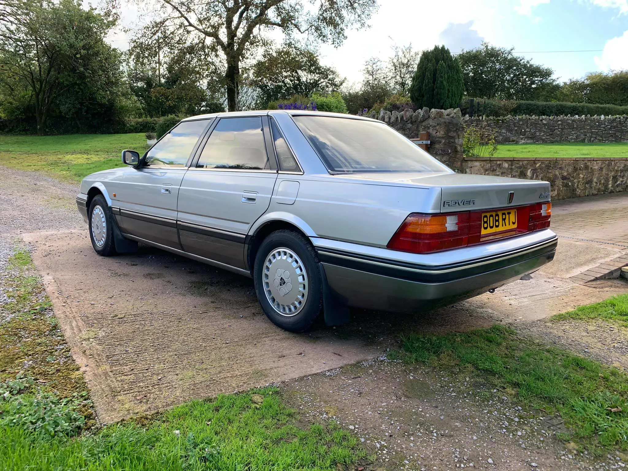 Rover Sterling