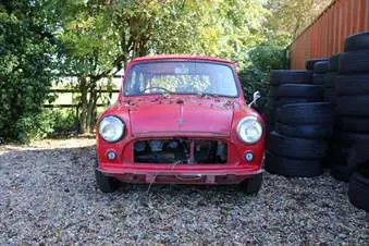 Barn Mini