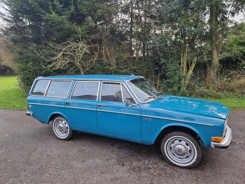 Blue car